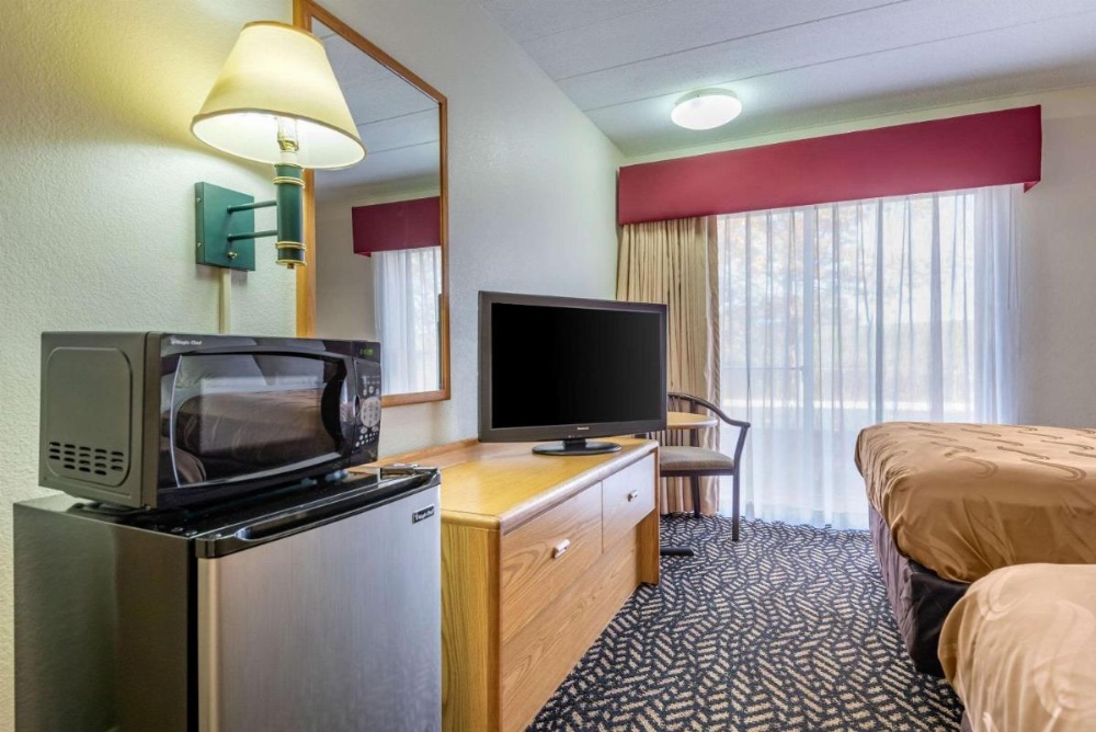 Quality Inn Image 16