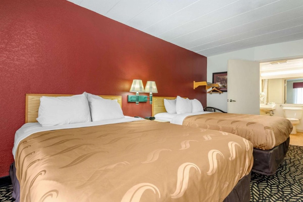 Quality Inn Image 20